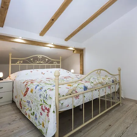 La Casetta Di Nonna Lea 아파트 말리로시니