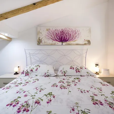 아파트 La Casetta Di Nonna Lea *