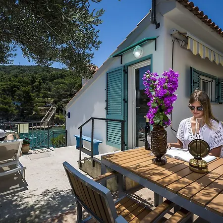 La Casetta Di Nonna Lea * 말리로시니